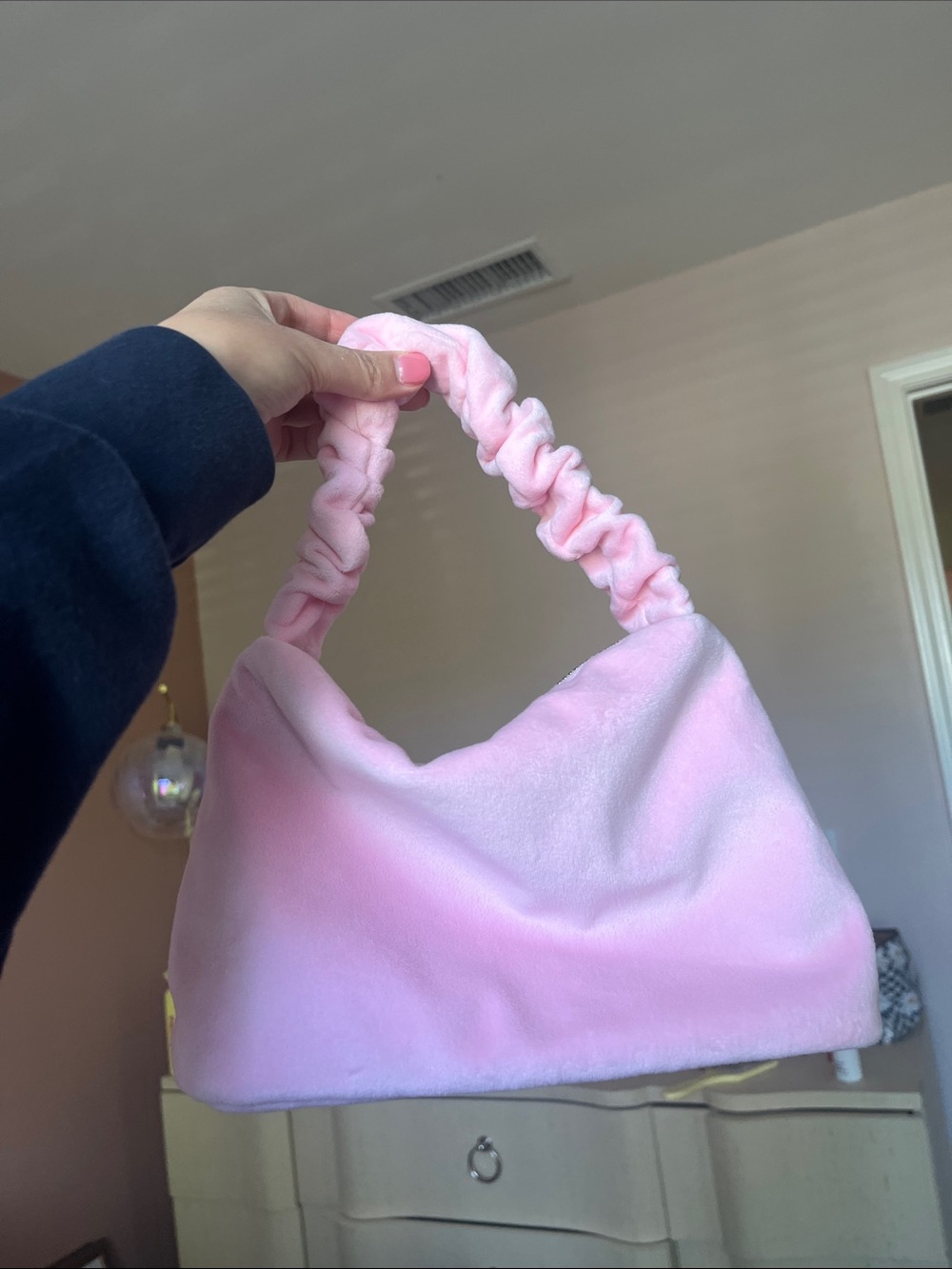 SCL Velvet pink scrunch bag